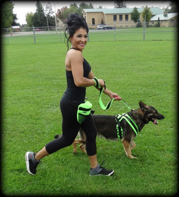 ActiveDogs Fleece Built-In Poop Bag Leash 4 ActiveDogs Fleece Built-In Poop Bag Leash - Image 4